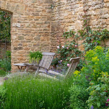 Dorset Courtyard Garden