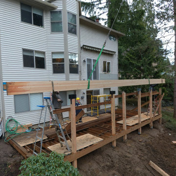 Monster Double Decker Waterproof Deck w/4 Season Enclosed Room
