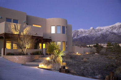 Traditional exterior home idea in Albuquerque