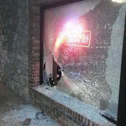 Broken Window Glass Repair Washington DC | Call (703) 879-8777 - Windows