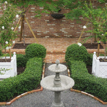 Courtyard garden