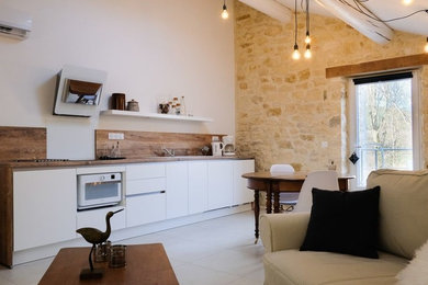 Idée de décoration pour une cuisine design.