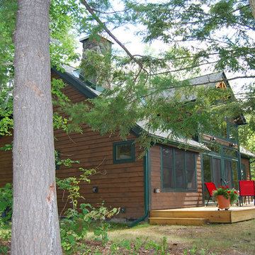 1000 sq foot Lakehouse