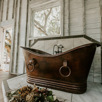60" Hammered Copper Double Slipper Bathtub With Rings (BTDR60DB)