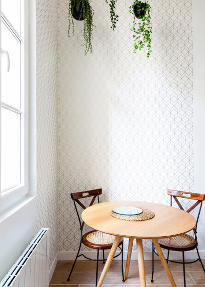 Scandinavian Dining Room by NEVA Architecture Intérieure - Interior Design