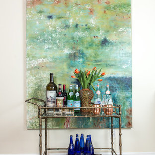 サンフランシスコの大きいエクレクティックスタイルのおしゃれなホームバー (竹フローリング) の写真