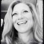 Kim Loy's photo