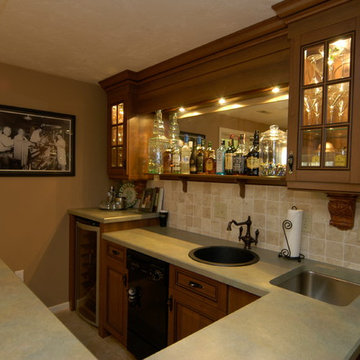 Small space, big charm wet bar