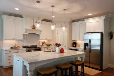 Kitchen - kitchen idea in Raleigh