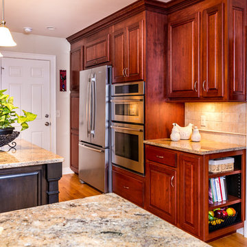 Lynch Residence, Custom Cherry Kitchen and Wine cooler station.