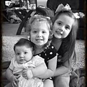 Lindsay Ryan's photo