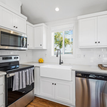 Model Villa 650, Burbank