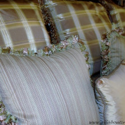 Custom Pillows - Bed Pillows