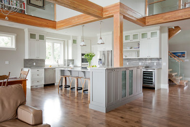 Inspiration for a kitchen remodel in Vancouver