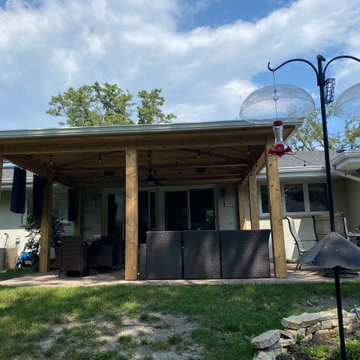 Open Porch with Hip Roof in Lake Forest, IL