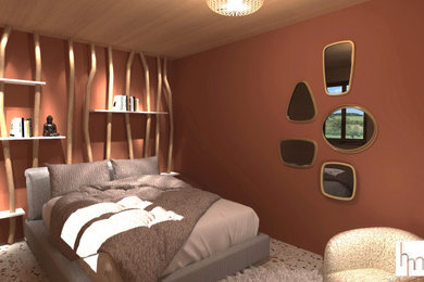 他の地域にある広いエクレクティックスタイルのおしゃれな主寝室 (赤い壁、暖炉なし、白い床、板張り天井) のインテリア
