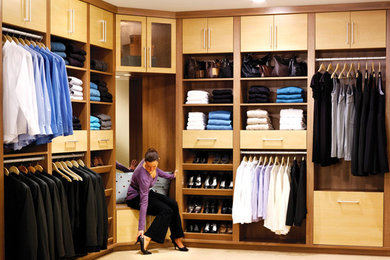 Closet photo in Detroit