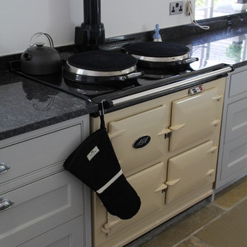 Bespoke English Shaker Kitchen