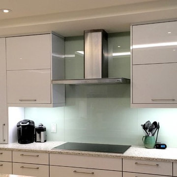 Back Painted Glass Backsplash