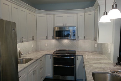 Kitchen photo in Philadelphia