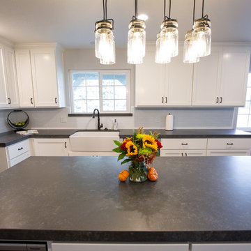 Contemporary Kitchen Remodel in Escalon (kitchenCRATE Custom S. Van Allen Rd.)