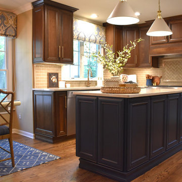 Showplace Framed Arlington in Cherry Tawny – Perimeter and Hail Navy – Island