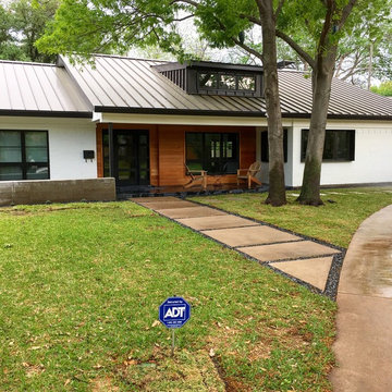 Fort Worth, Fairmont Area, Collaboration. Full scale outdoor/indoor remodel