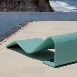 Chumy Lounger by Lebello - Outdoor Chaise Lounges