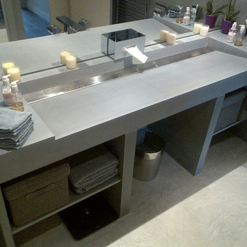 Concrete sinks & Brushed stainless steel