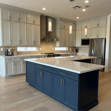 Two-Toned Kitchen WIth L-Shaped Island
