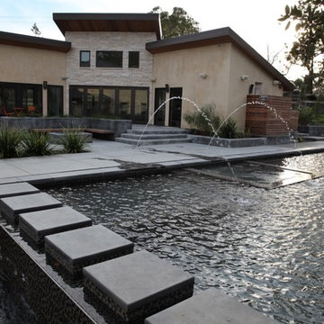 Palo Alto Contemporary Retreat