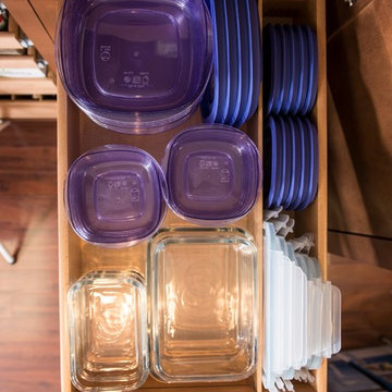 Pull Out Shelves for the Entire Kitchen