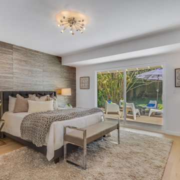 Impressive Mid-Century