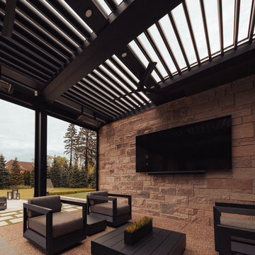 Rogers Residence - Bloomfield Hills, MI: StruXure Louvered Pergola & MagnaTrack