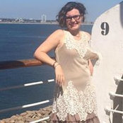 Ellie Pyle's photo