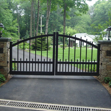 Front Entry Piers & Gates / Stone Bridges