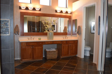 Bathroom - bathroom idea in Phoenix