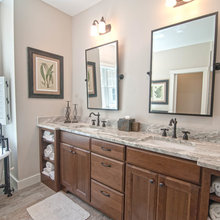 lakehouse bathroom