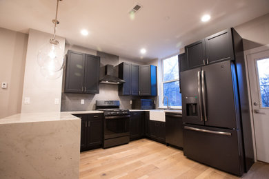 Kitchen photo in Philadelphia