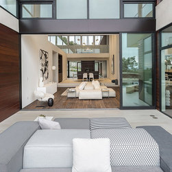 Mora Drive Home Staging - Paintings