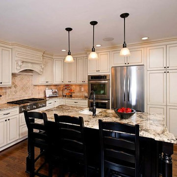 A Kitchen Where the Family Hangs Out