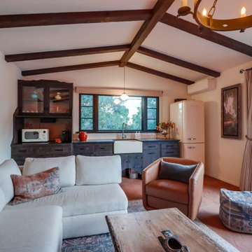 Loma Portal_Pool House & Gym