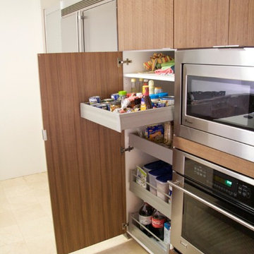 Kitchen - walnut & high gloss