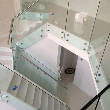 GLASS RAILING