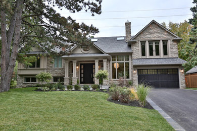 Inspiration for a contemporary exterior home remodel in Toronto