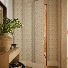 SR:  Entryway/Foyer