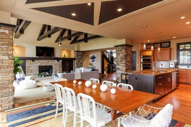 Home design - modern home design idea in Grand Rapids