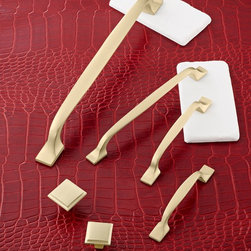 H&auml;fele Beaulieu Collection - Brushed Brass - Decorative Accents