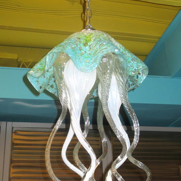 Bown Glass Lighting : Jellyfish Pendant Light