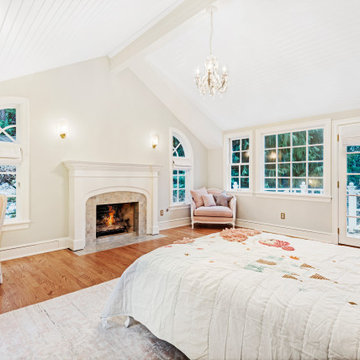 Master Suite with Walk in Shower and Standalone Soaking Tub